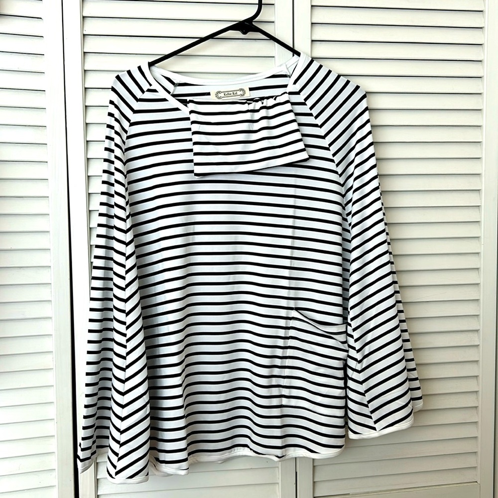 🫶🏼NWT - Kefee Kol Womens Nursing Modesty Poncho Cape Black White Stripe w/pocket